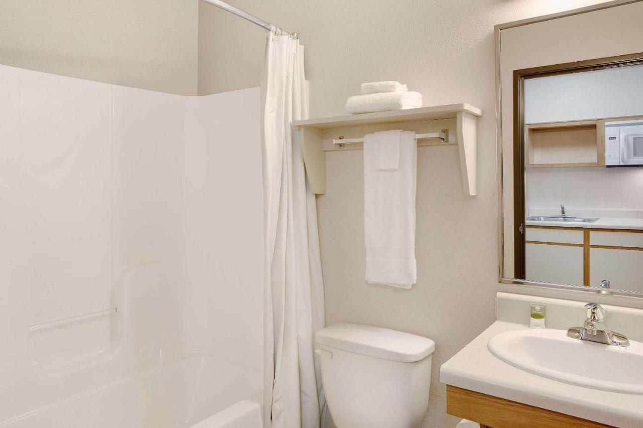 Woodspring Suites Fort Wayne Buitenkant foto